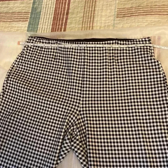 Plus size  summer capris pants, stretchy , plaid design,New Condition - Picture 4 of 11